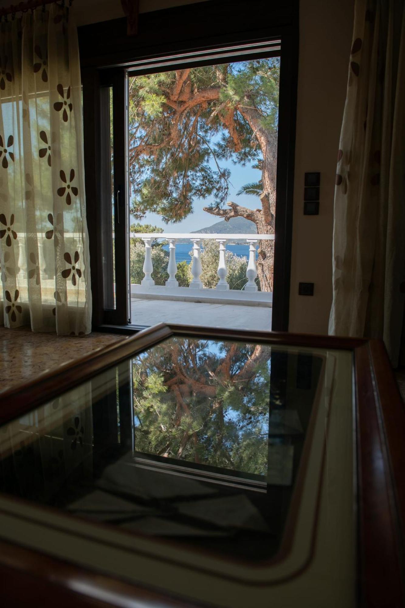 Villa Olive And Sea Mytilíni Buitenkant foto